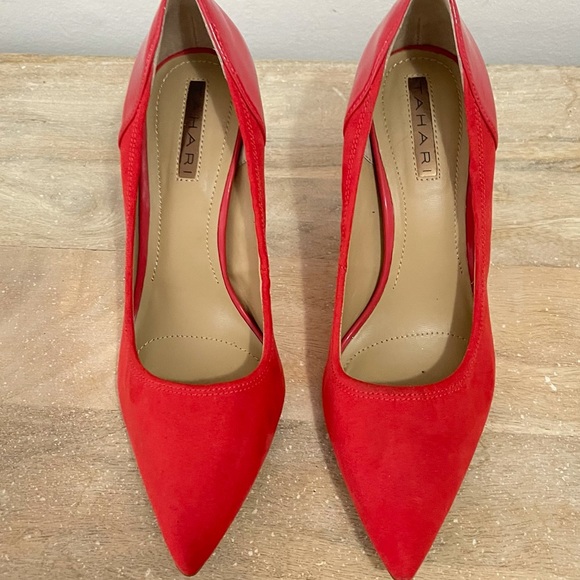 Suede Pump - Picture 5 of 6